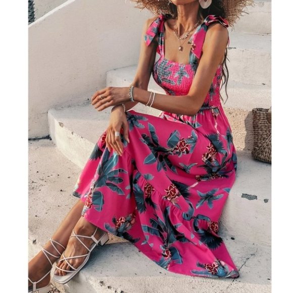 Tropical Paradise Pink maxi Dress - Picture 3 of 9